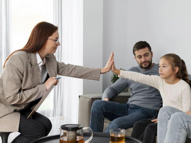Family Therapy Explained: What It Is, How It Works & Why It Matters